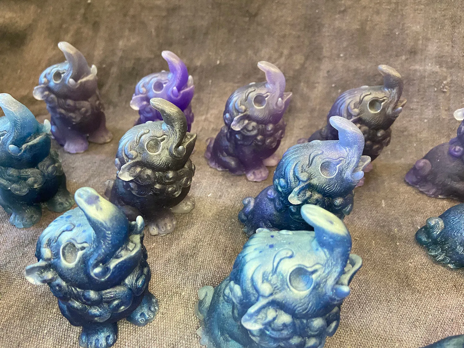 BABY BAKU BLANK GLOW IN THE DARK CAST- BLUE/PURPLES