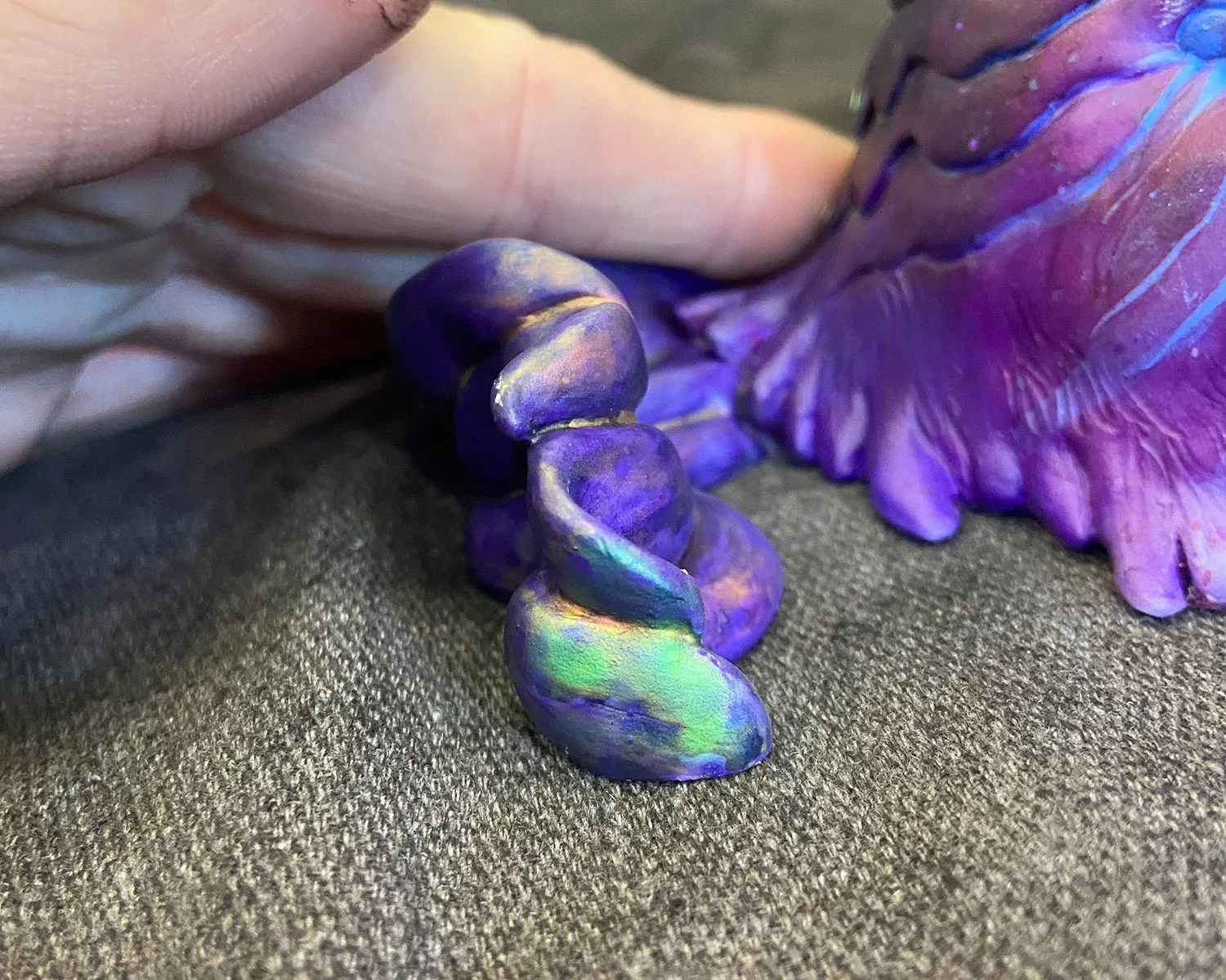 CUTTLE BAKU PAINTED FIGURE