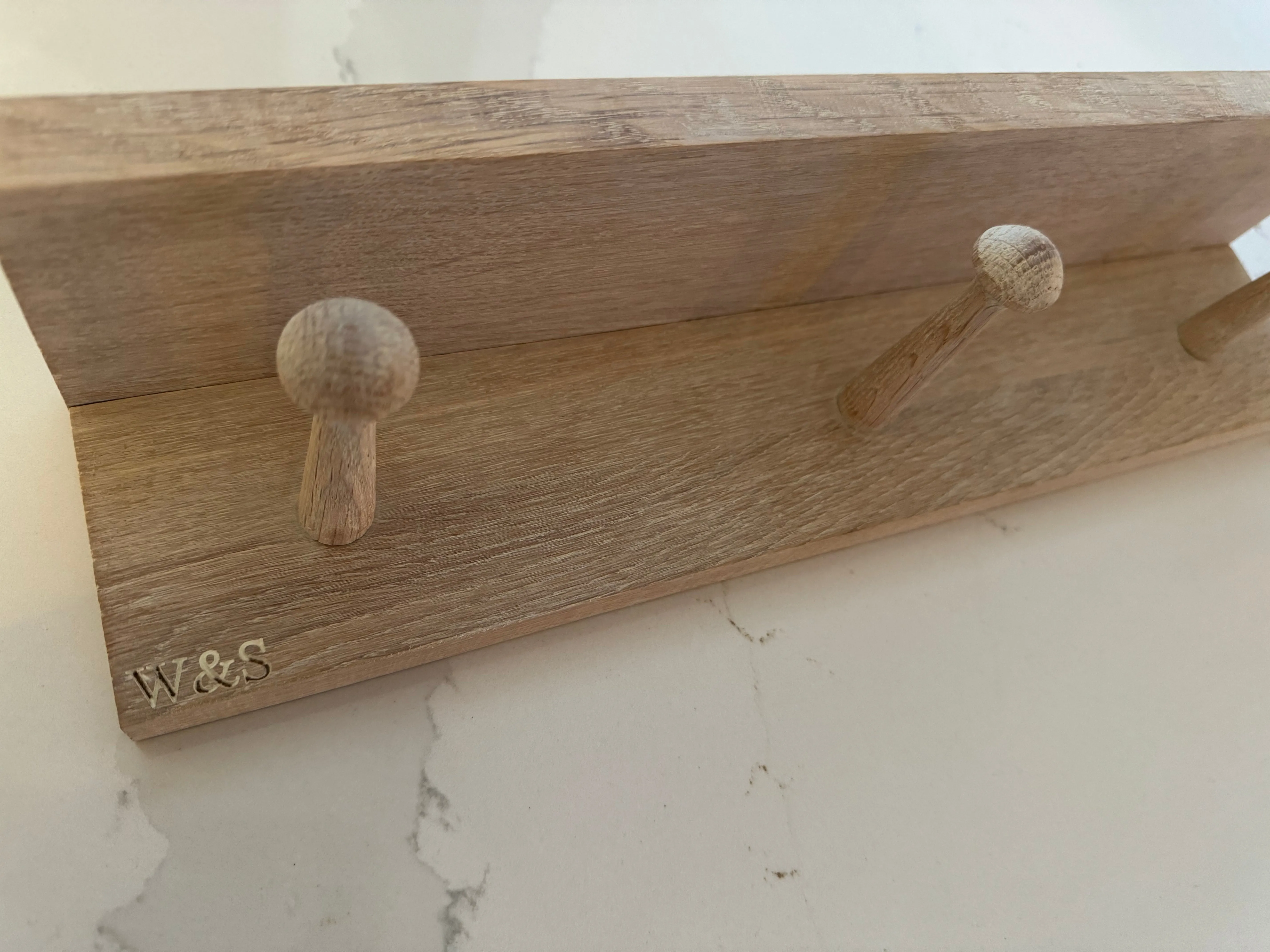 Small Peg Rail with Shelf