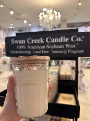 Swan Creek CREAMY COCONUT VANILLA Timeless Jar Candle